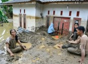 Devastadoras inundaciones dejan casi 600 muertos en Asia