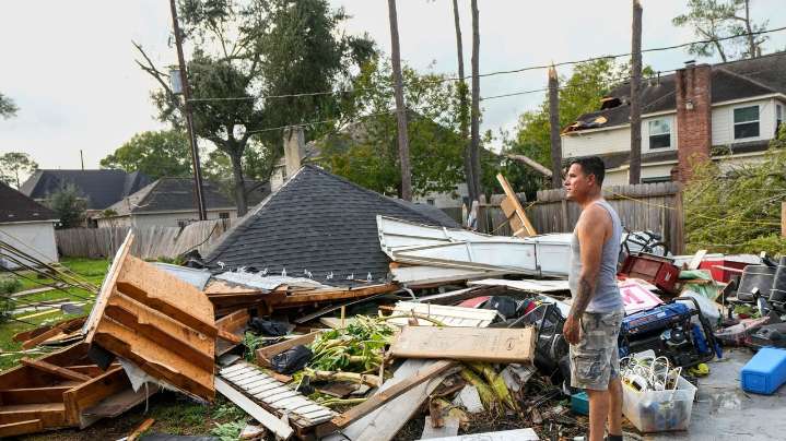 Americans eye Thanksgiving travel weather after Texas tornadoes, snow and rain elsewhere