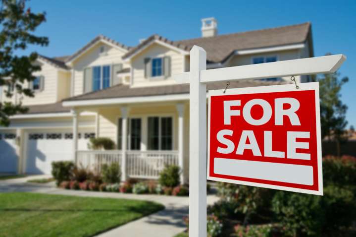 Existing home sales rise in October amid lower mortgage rates
