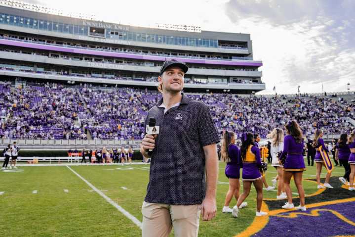 Toronto Blue Jays' Trey Yesavage got a hero's welcome at his college homecoming weekend