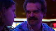 Millie Bobby Brown denunció a David Harbour por acoso antes del rodaje de la última temporada de 'Stranger Things'