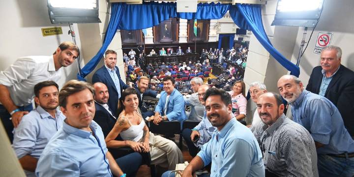 Las reelecciones indefinidas vuelven a meterse en las negociaciones por el Presupuesto bonaerense