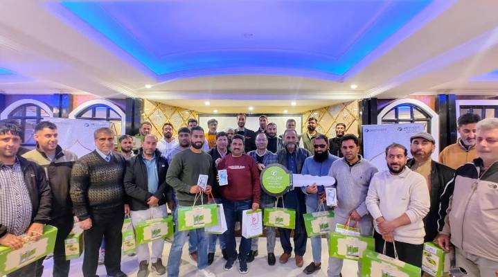 JK Cement hosts retailer’s meet in Srinagar