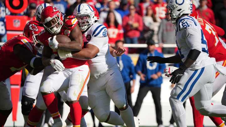 Colts drop to 8-3, lose to Chiefs 23