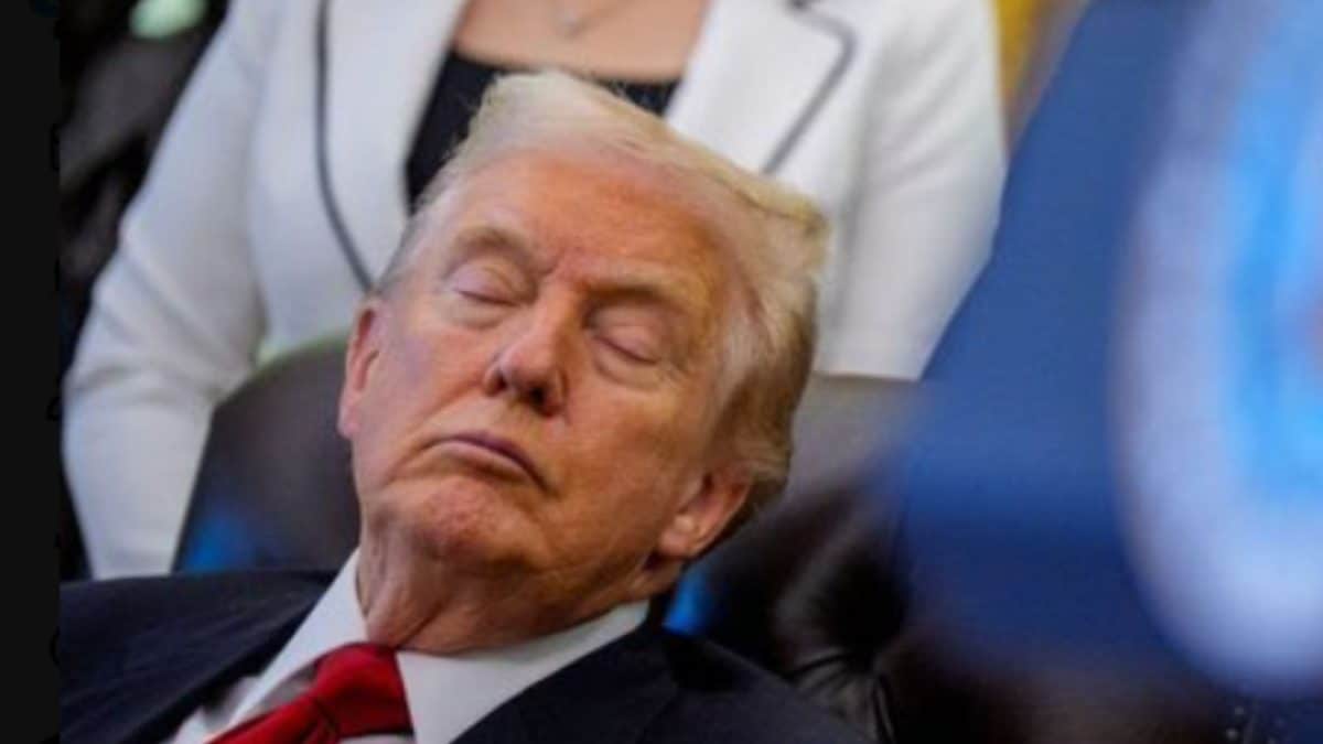 President Trump Caught Dozing Off During Oval Office Event, Images Go Viral On Internet