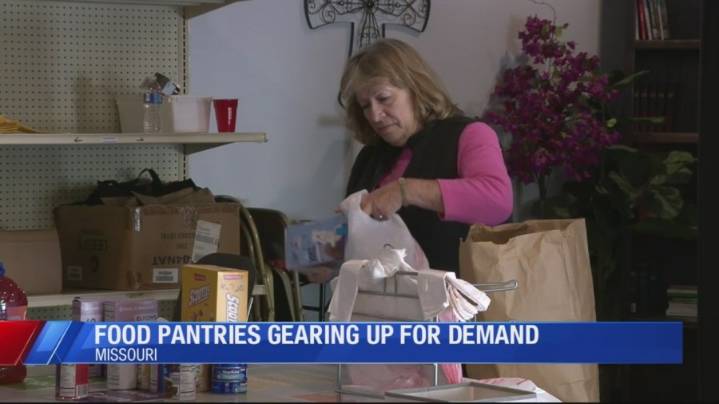 Ozarks food pantries prepare for surge as SNAP benefits run out