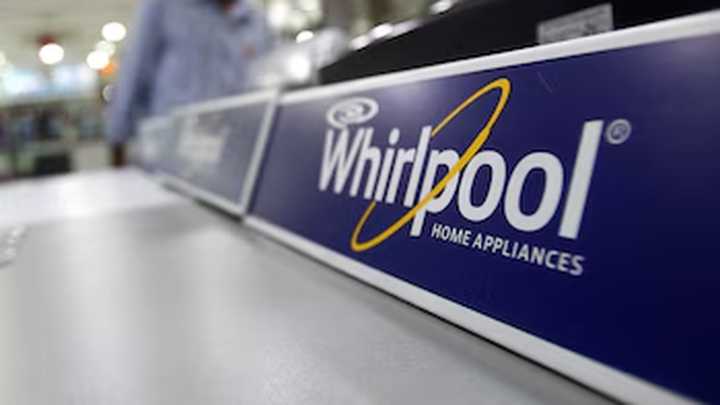 Whirlpool anunció el cierre de su fábrica en Pilar y despidió a 300 trabajadores