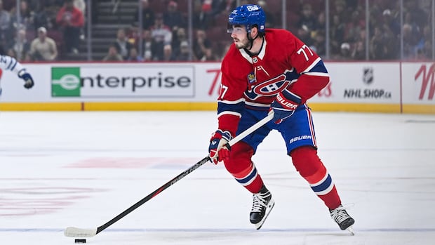 Canadiens forward Kirby Dach out 4 to 6 weeks with fractured foot