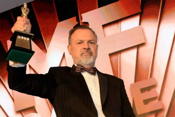 Martín Fierro de Cable: el entrerriano Gustavo Sylvestre ganó el Oro y recordó sus inicios en Entre Ríos