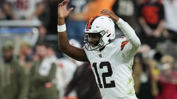 Shedeur Sanders focuses on 49ers, not on what critics and supporters are saying