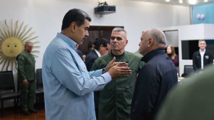 Jefe de Estado lideró Consejo de Ministros