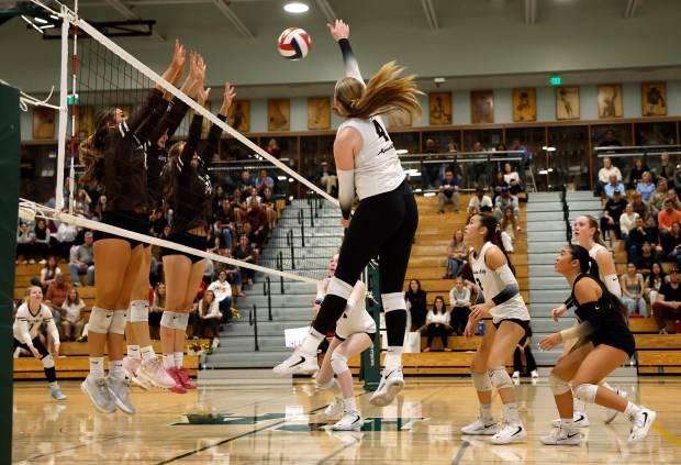 Mitty sweeps rival St. Francis to win CCS Open Division championship