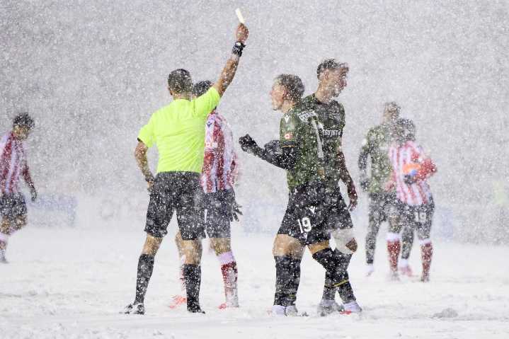 Snowplows clear field for extra time in CPL final