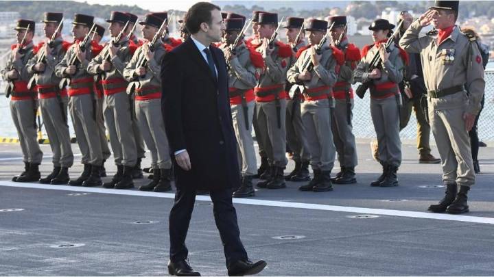 Francia evalúa crear un servicio militar voluntario para reforzar la defensa francesa ante la amenaza rusa