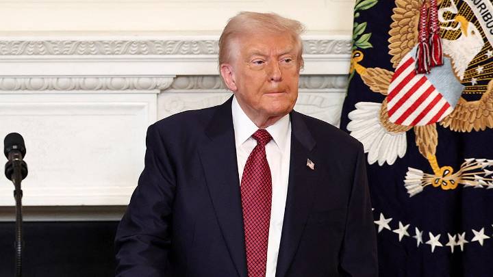 Trump compares Democrats to kamikaze pilots amid government shutdown