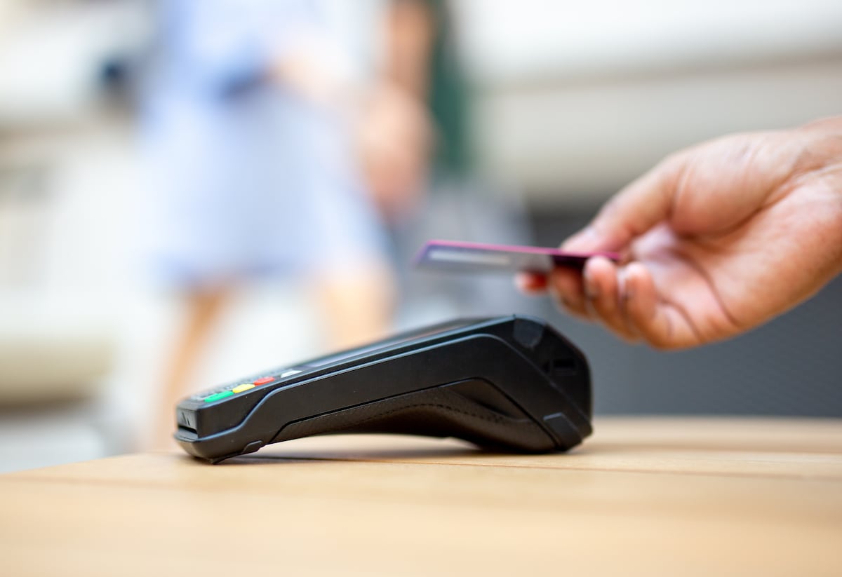 México busca acotar el dinero en efectivo entre las presiones a los bancos y las quejas de Estados Unidos