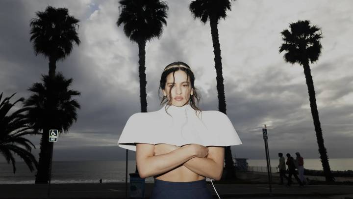 Susto para Rosalía con su nuevo disco, 'Lux'