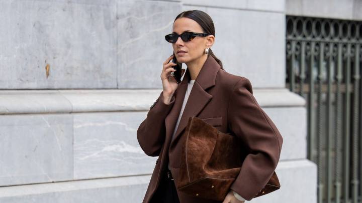 A Brown Blazer Is The Chicest Alternative To Classic Black This Winter