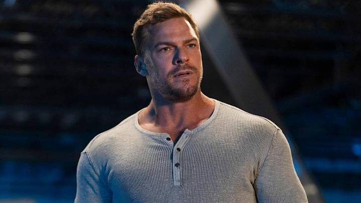 'Reacher's Alan Ritchson Takes a Beating With "Ashamed" Rotten Tomatoes Reviews of His New Hit Action Comedy