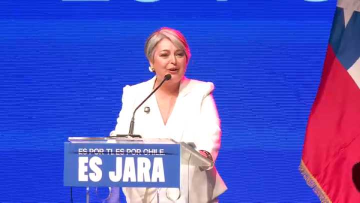 Jara destaca resultado de primera vuelta con guiños a Matthei, Parisi y Mayne