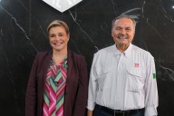 Sostiene Maru Campos reunión con el director general del Infonavit para conocer avances del Programa Vivienda para el Bienestar en Chihuahua