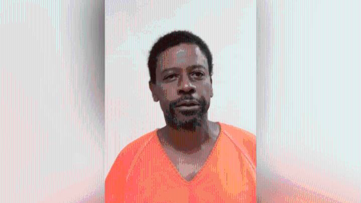 Man stabbed in back at Mount Pleasant Holiday Inn; suspect in custody