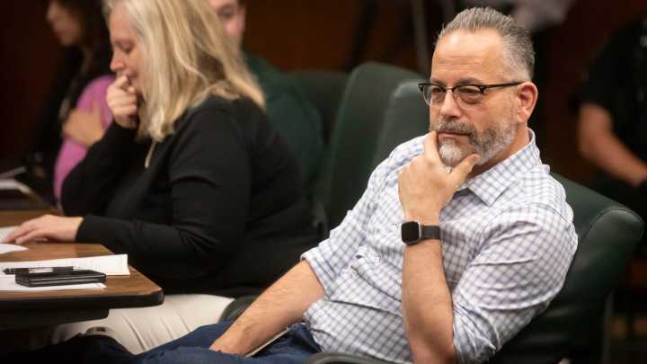 Lawsuit between MSU professor and trustees settled