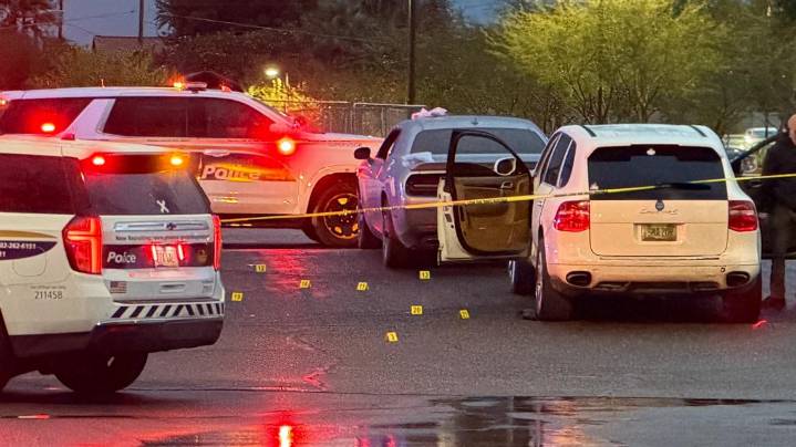 2 children among 4 people shot in south Phoenix, police say