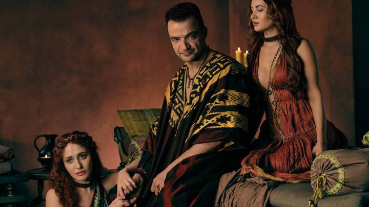 'Spartacus' Star & Creator Tackle "Woke" Comments About 'House of Ashur' Spin