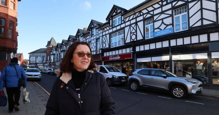 'We're at a crossroads and it could send everyone to Cheshire Oaks'