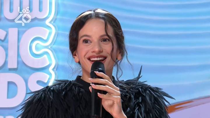 Rosalía cuenta dónde desayuna en Madrid y por qué esta cafetería es especial para ella