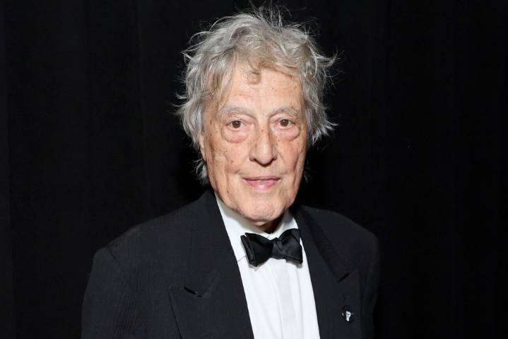 Tom Stoppard, Sparkling, Tony- and Oscar-Winning Writer for the Stage and Screen, Dies at 88