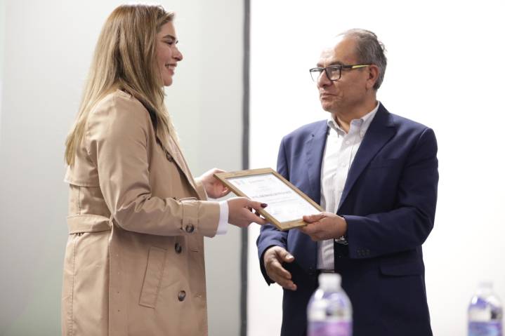 Presenta DIF Juárez conferencia sobre salud mental y adicciones