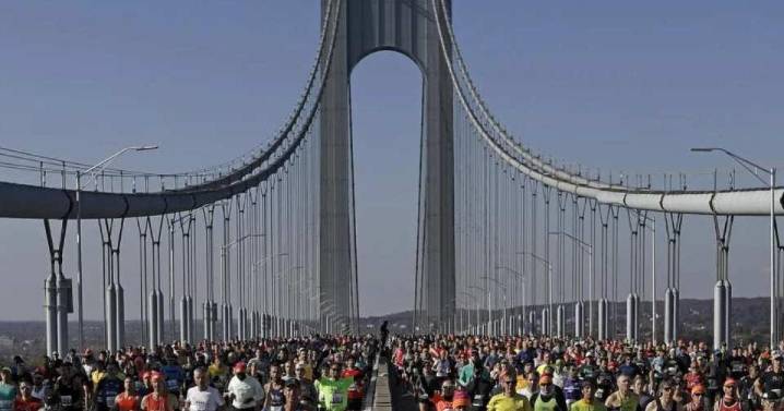 Hellen Obiri hace historia en Nueva York y rompe récord del maratón femenil