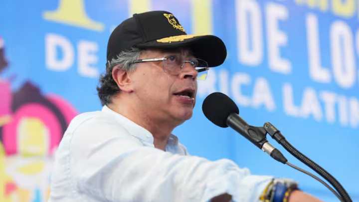 Petro ordena suspender la colaboración de inteligencia con Estados Unidos tras ataques a narcolanchas y pide reunión con agencias norteamericanas