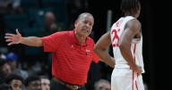 Houston coach Kelvin Sampson questions free-throw disparity after loss to Tennessee