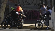 Revelan horarios y comunas de la región Metropolitana más afectadas por asaltos de motochorros