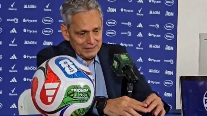 Reinaldo Rueda rompe en llanto tras no clasificar a Honduras al Mundial 2026