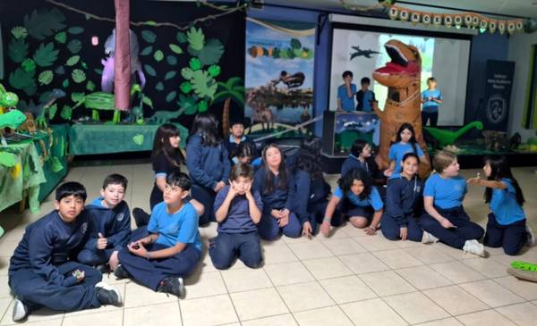 El Instituto María Auxiliadora de Rawson llevó adelante la muestra anual “Tercerosaurios”