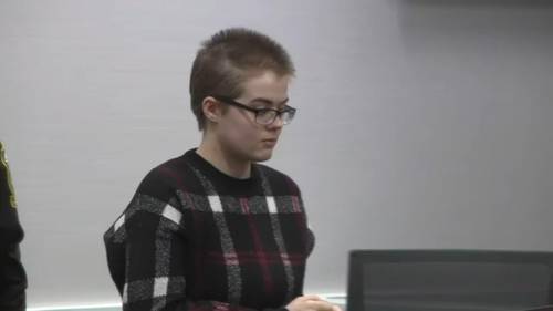 Slender Man Waukesha stabbing: Morgan Geyser, who stabbed classmate, missing after cutting off electronic monitoring device: Cops