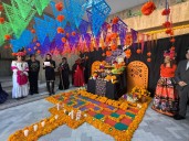 Celebran las tradiciones con Concurso de Altares 2025