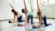 Postnatal exercises that will make new mums feel strong again