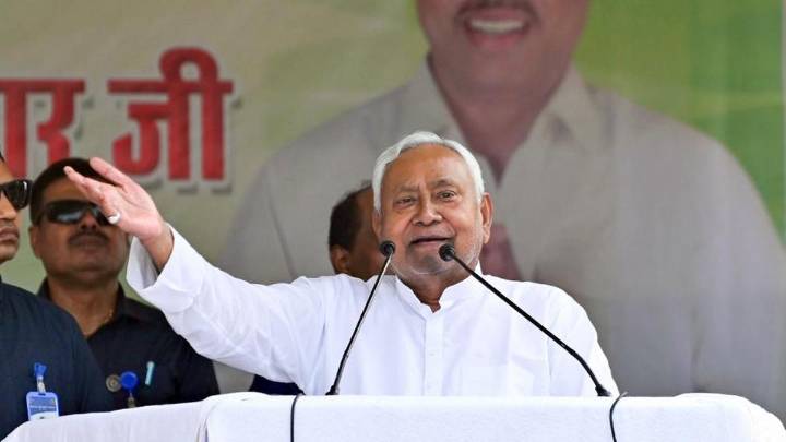 EBC voters hold the key to Bihar polls, Nitish remains their preferred choice