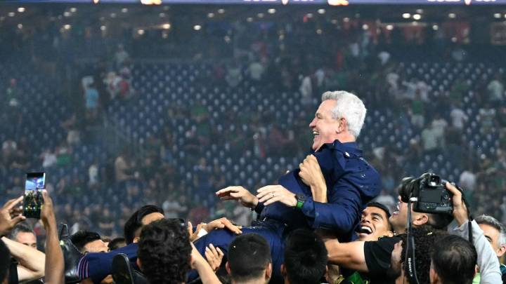 Javier Aguirre, entre los The Best FIFA