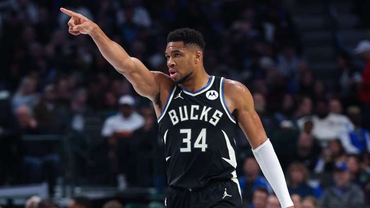Hornets at Bucks odds, picks and predictions