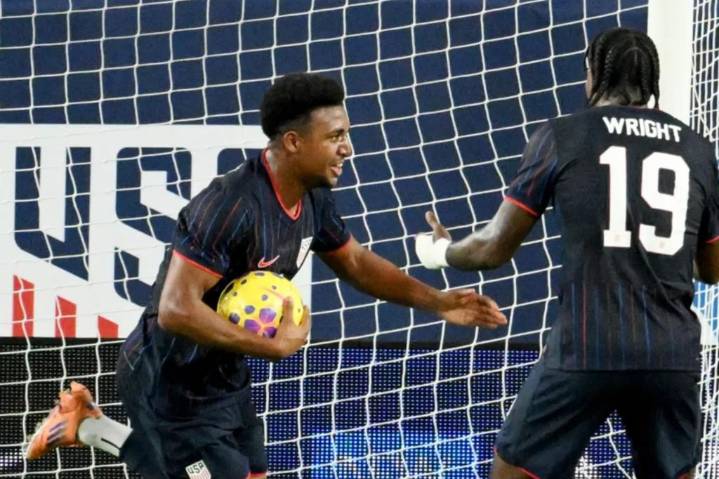 USMNT dismantle Uruguay to extend unbeaten streak to five games