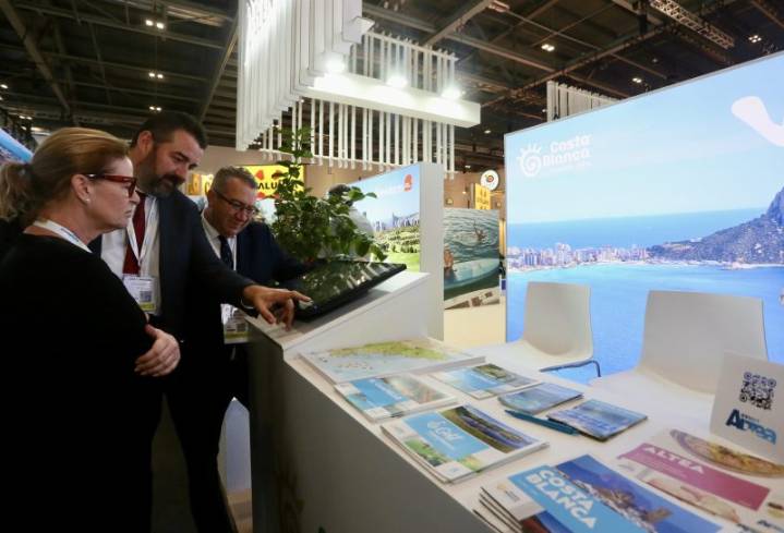 Costa Blanca refuerza su apuesta por el turismo británico en la World Travel Market de Londres