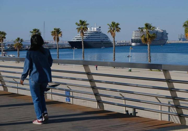 Alicante se convierte en puerto de moda con la llegada récord de 112 cruceros el próximo año