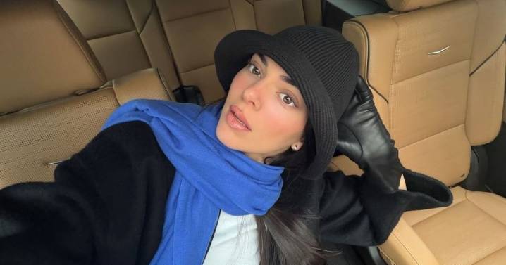 Photos: Kendall Jenner's Beach Photos Are Raw & Unfiltered