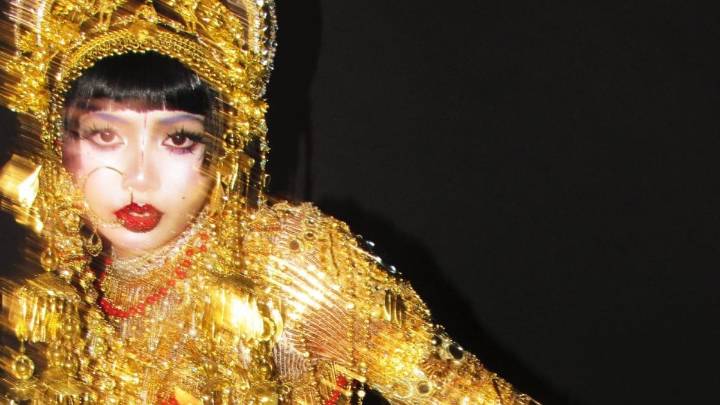 BLACKPINK’s Lisa Embodies Golden ‘Jibaro’ For Halloween 2025, Fans Call Her: ‘ICONIC’